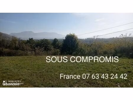 terrain 1082 m² apprieu