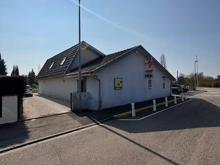 immeuble indépendant de 200 m² – commercial ou projet d’habitation