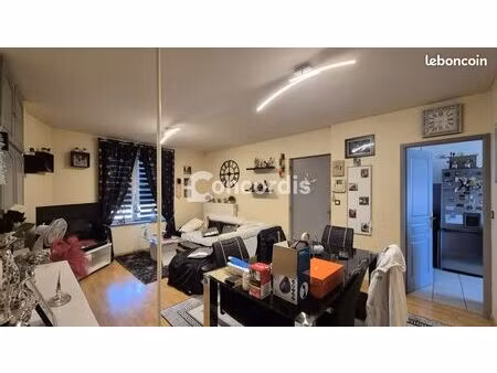 appartement 3 pièces 55 m²