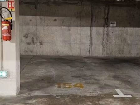 place de parking quartier lafayette