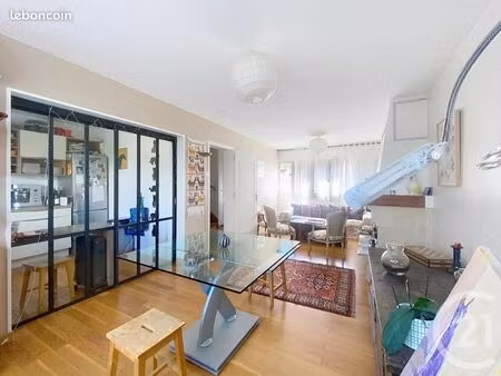 maison de ville 4 pièces 90 m²
