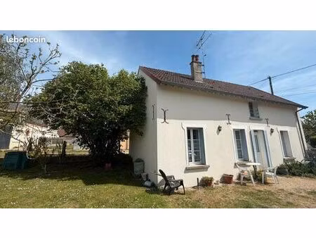 maison 4 pièces 79 m²