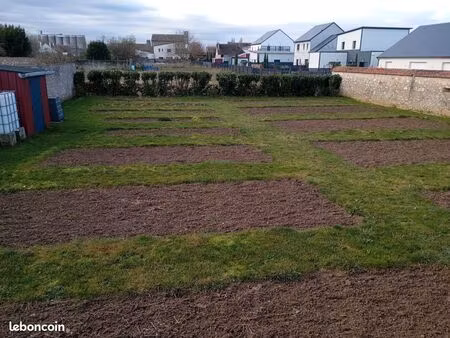 terrain constructible 482 m² clos – blois