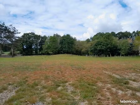 terrain 576 m² sainte pazanne