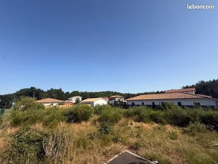 terrain constructible tosse 550m2
