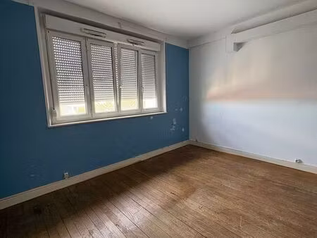38 bd d'haussonville - t2 - 3% frais de notaire