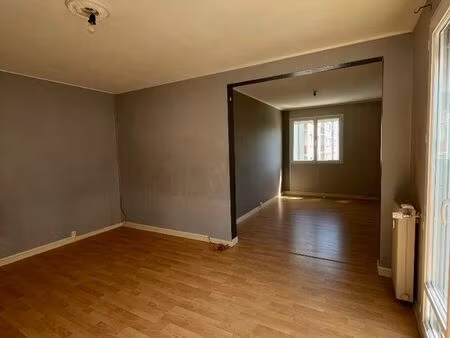 appartement 4 pièces 77 m²