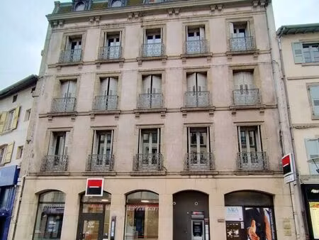 bureaux / locaux professionnels 190 m² – centre le puy-en-velay – ascenseur
