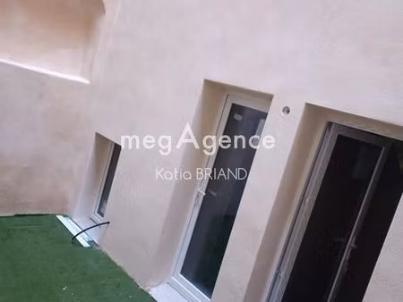 local 46 m² laval