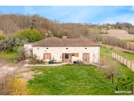 longère 8 pièces 141 m²