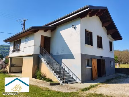 maison de 81 m² avec grand jardin et vue dégagée à l'albenc