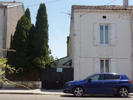 oasis de fraicheur  eysses proche ifsi  hôpital  maison habitable avec jardin et place de 