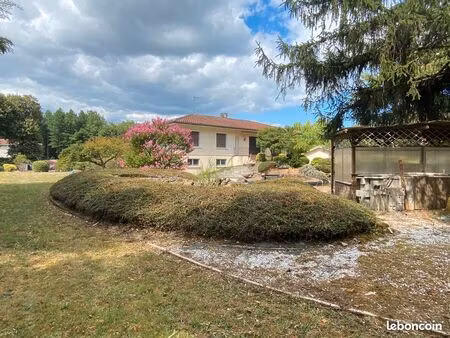 maison sur sous sol complet de 105m² habitable et 105 m² de sous sol