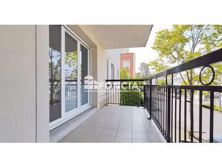 type 3 avec balcon et ascenseur  à quelques pas du quartier dauphine