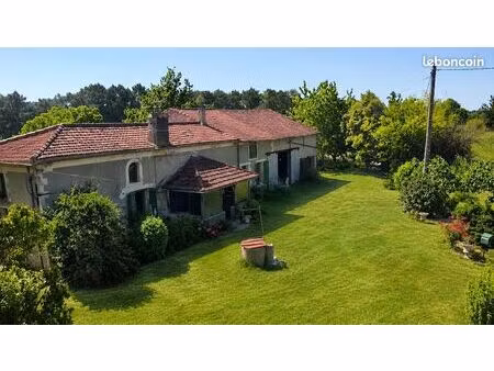 propriété 5 pièces 190 m²
