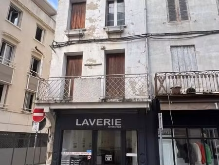 immeuble 4 pièces 165 m²