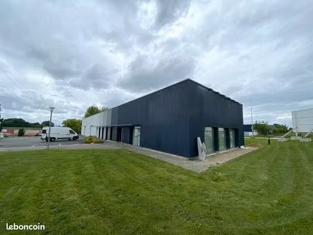 local d'activite 510 m² acigne