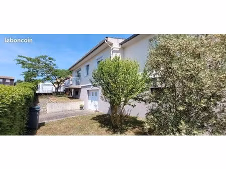 maison 100m2  4 chambres sur terrain de 490m2 entièrement clos