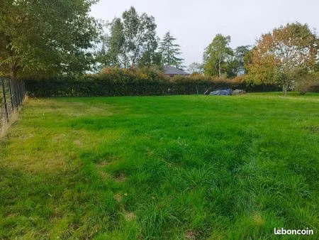 terrain 640 m² saint-lambert-la-potherie