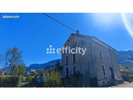 duplex 5 pièces 76 m²