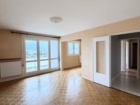 appartement 2 pièces 69 m²