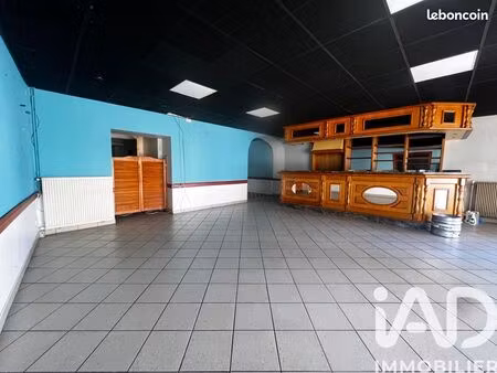 local 274 m² bon-encontre