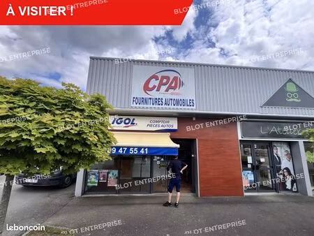 local commercial 132 m²