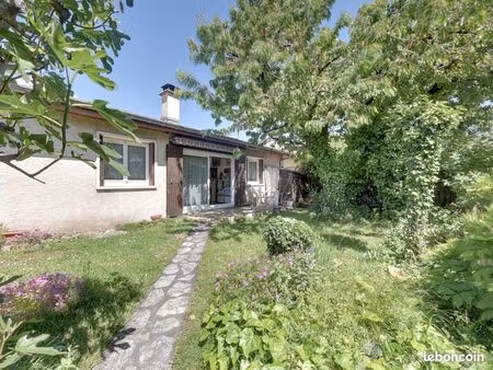 maison 4 pièces 77 m²