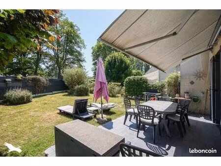 maison de ville 6 pièces 111 m²