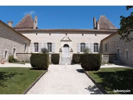 vente château pour gîte ou chambre d'hôtes