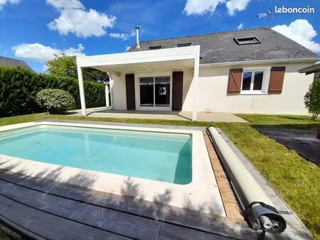 maison familiale de 146 m² – 6 pièces sur terrain de 620 m²