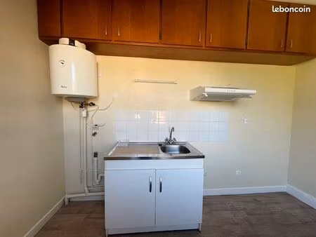 appartement t2+ rénové à neuf - sécurisé