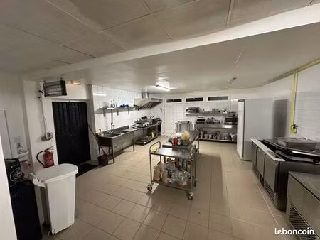 laboratoires fond de commerce (dark kitchen  traiteur )
