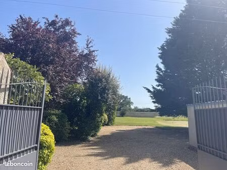 longère 5 pièces 147 m²