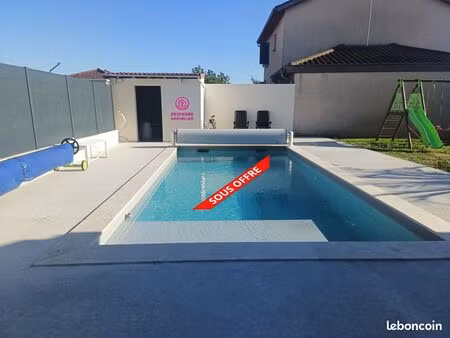 villa 3 pièces 75 m²