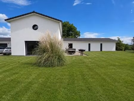 propriété 6 pièces 180 m²