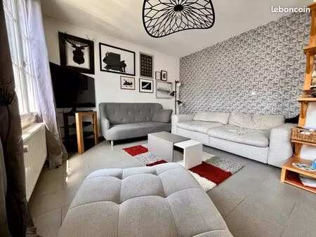 duplex 5 pièces 104 m²