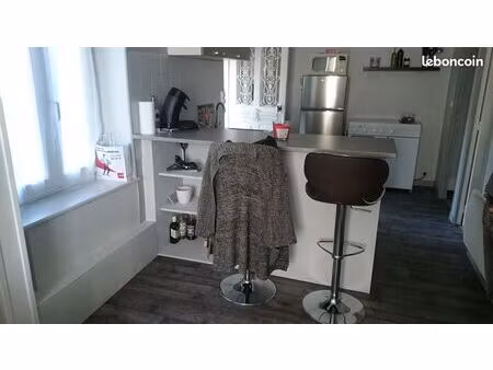 appartement f2 1er etage