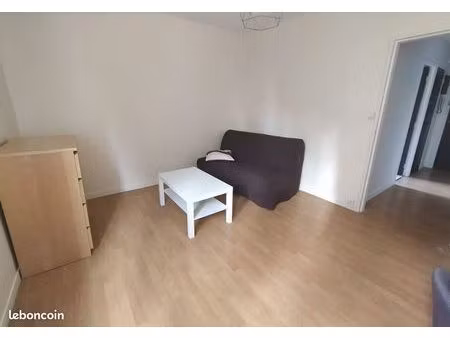 f2 meublé