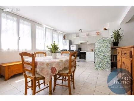 appartement 4 pièces 77 m²