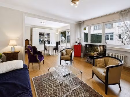 f6 de 145 m² avec grande terrasse  cuisine intégrée  cave et parking