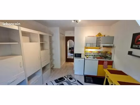 loue studio meublé dans résidence de standing face à la loire