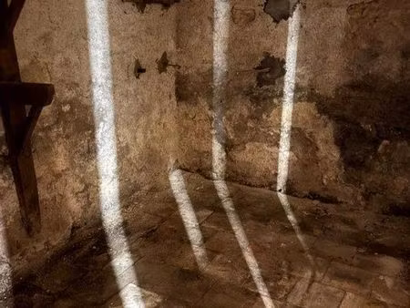 cave proche gare