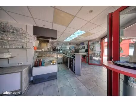 café/hôtel/restaurant 100 m²