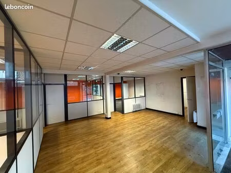 local commercial à louer