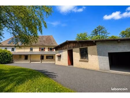 maison 4 pièces 138 m²