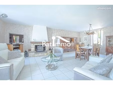 propriété 7 pièces 180 m²