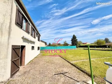 maison 5 pièces 104 m²