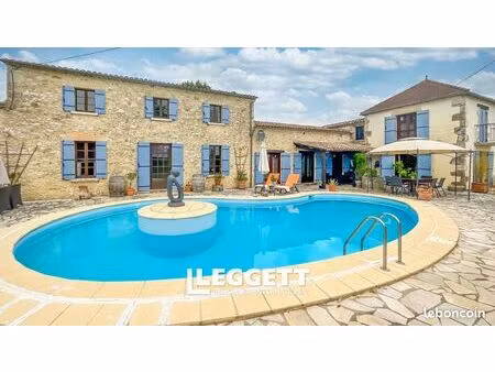 maison 7 pièces 290 m²
