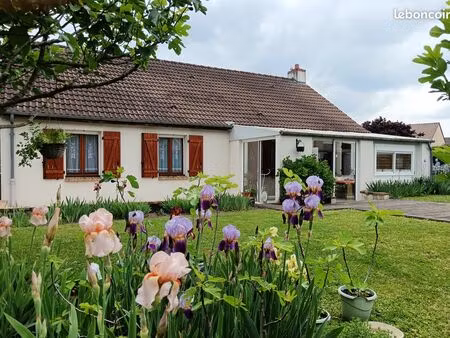 pavillon 6 pièces  4 chambres  116 m² + 18 m² véranda non chauffée